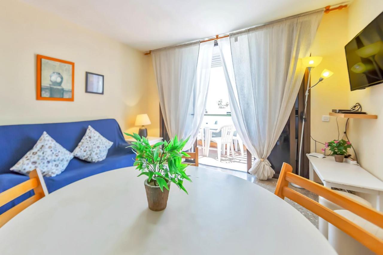 Apartment Near Playa De Las Americas With Wifi And Pool, Tenerife Sur Kültér fotó